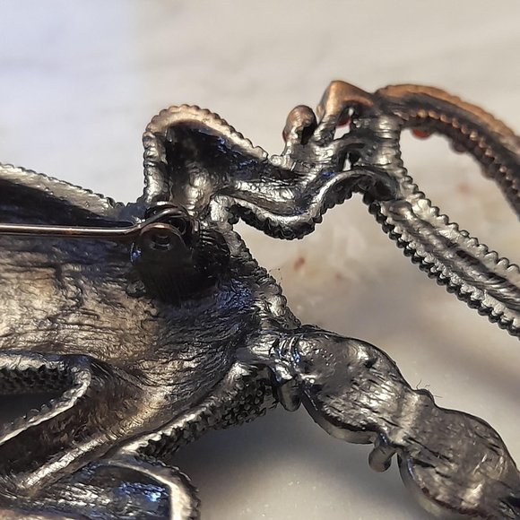 4 inch Turquoise and Red Crystal Gecko Brooch - Picture 11 of 11